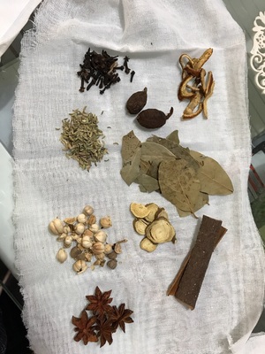 卤出全世界的张亮卤水
